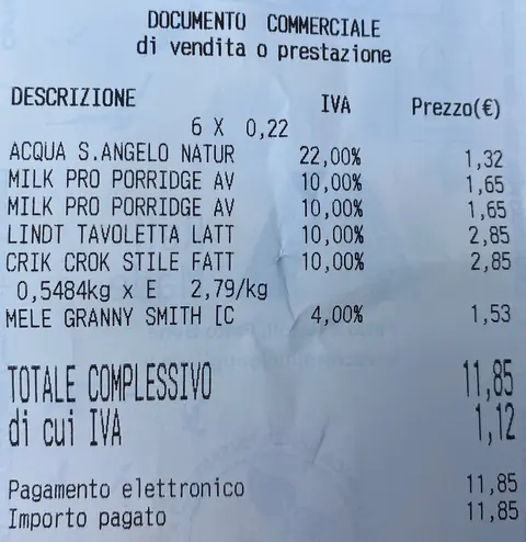 Foto de un ticket de supermercado con un total de 11,85 €